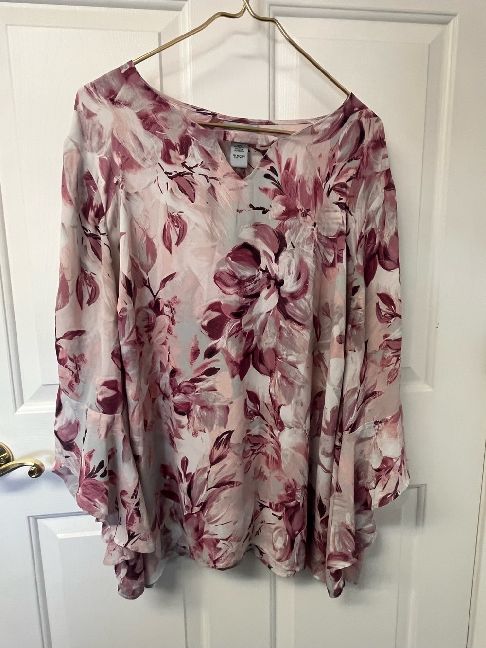 Catherines Rose-Pink Floral V-Neck Tunic poet ruffled sleeves
